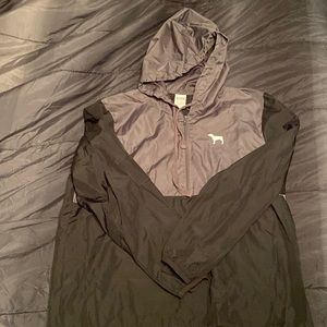 VS PINK windbreaker. size m/l in great condition barely worn